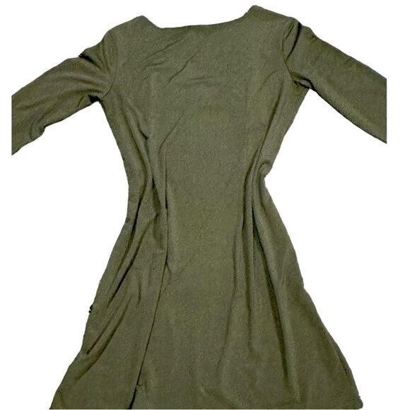 Haani Green  Stretch Shift Dress Size Medium - Picture 5 of 5
